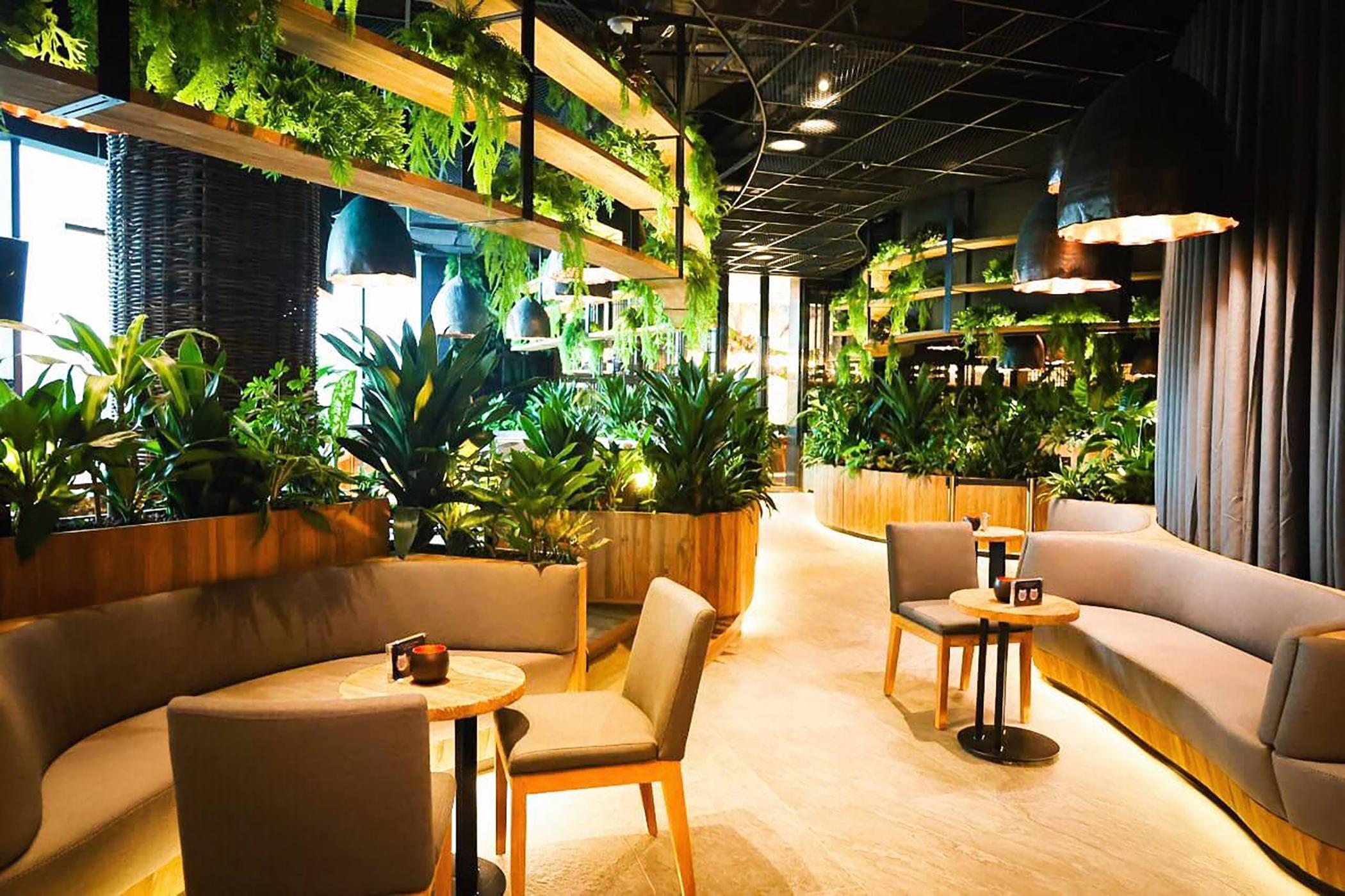 Dusit Thani Laguna Singapura Luaran gambar Interior of a Starbucks Reserve store in Shanghai, China