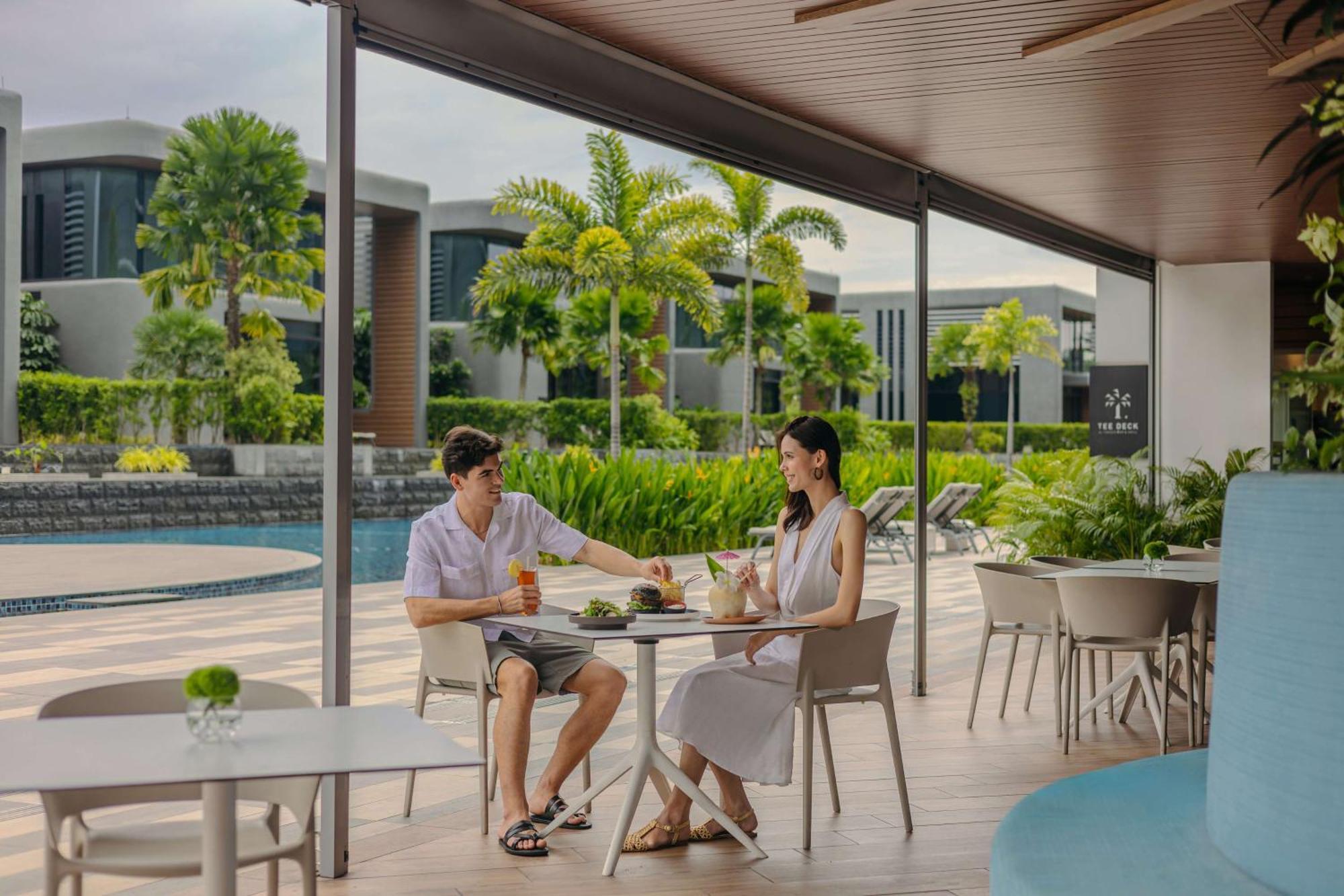 Dusit Thani Laguna Singapura Luaran gambar The Beach Club